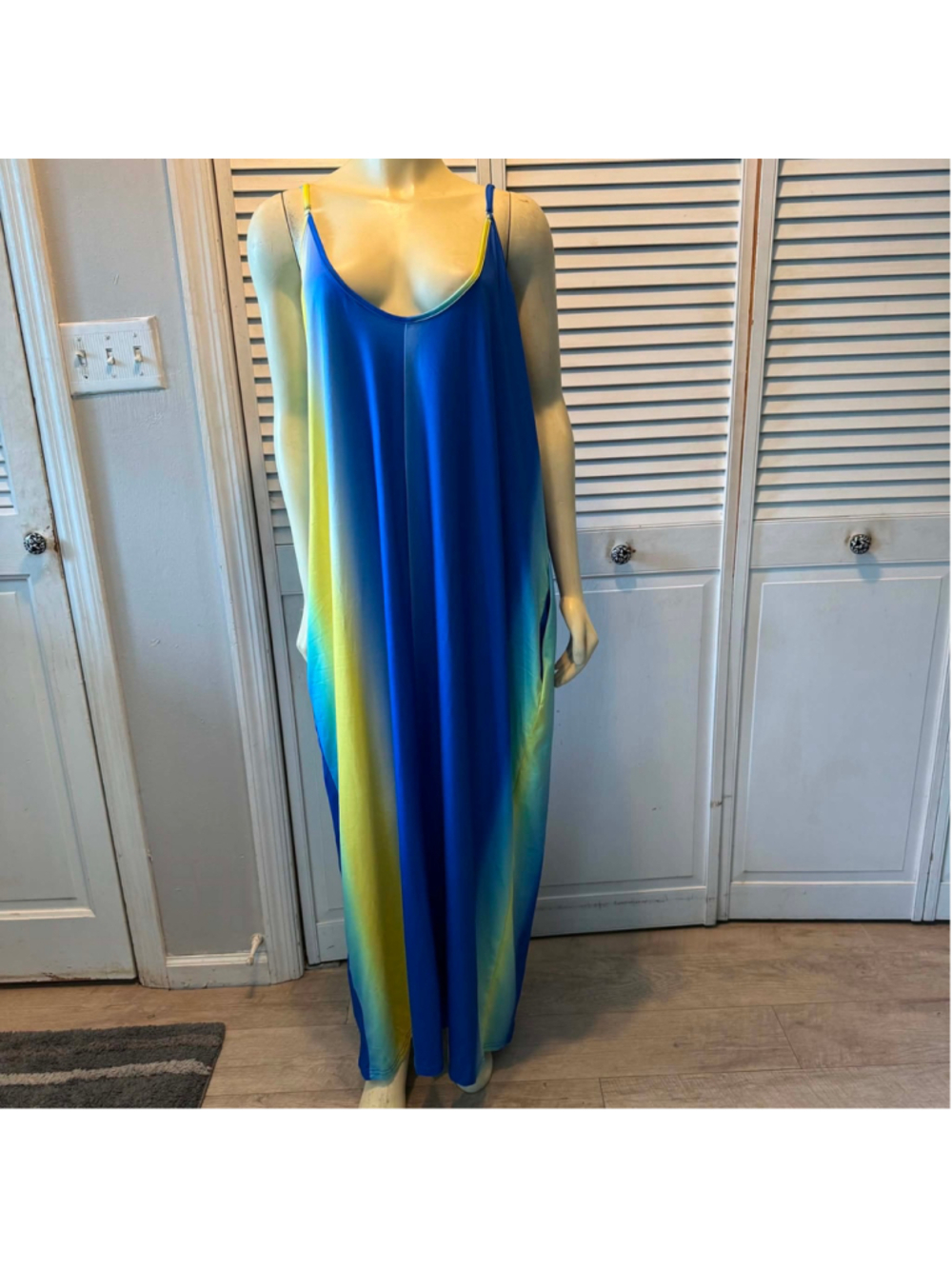 Women's Maxi Dress Size 4X Blue Yellow Ombre Sleeveless